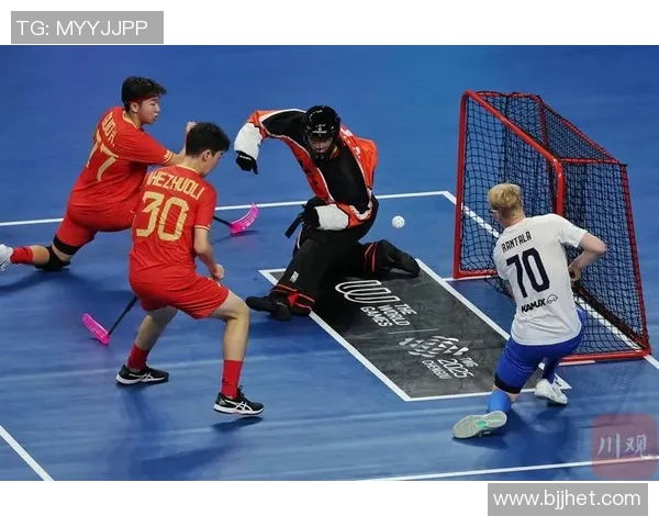 河南封丘:村庄女童勇夺全国软式曲棍球总决赛金牌